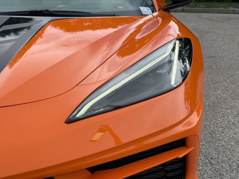 Used 2023 Chevrolet Corvette Stingray Premium Cpe w/ Z51 Performance Package RWD image 9