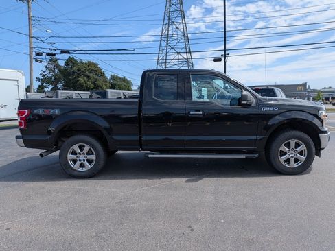 Used 2018 Ford F150 XLT w/ Equipment Group 301A Mid AWD/4WD image 3