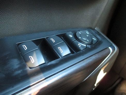 Certified 2020 GMC Sierra 1500 SLT w/ SLT Premium Plus Package image 28