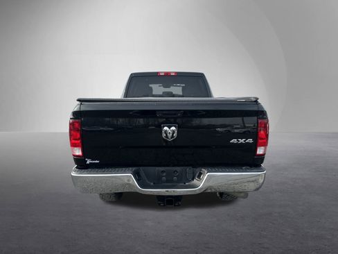 Used 2018 RAM 2500 Tradesman w/ Chrome Appearance Group image 4