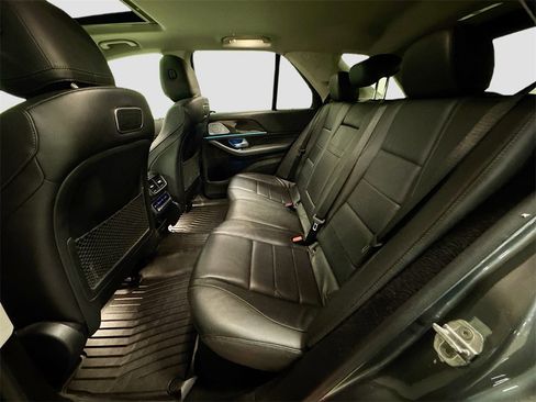 Used 2020 Mercedes-Benz GLE 450 4MATIC image 30