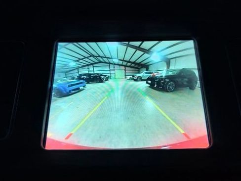 Used 2023 Dodge Charger SXT RWD image 15