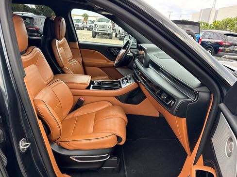 Used 2020 Lincoln Aviator Black Label w/ Dynamic Handling Package AWD/4WD image 26