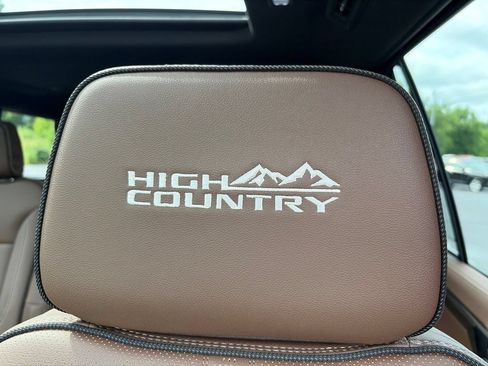 New 2026 Chevrolet Tahoe High Country AWD/4WD image 34