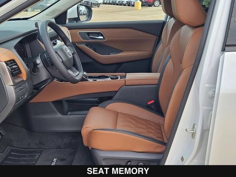 New 2026 Nissan Rogue Platinum AWD/4WD image 11