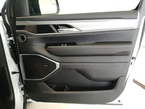 New 2026 Jeep Grand Wagoneer 4WD image 16