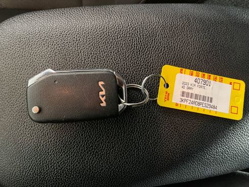 Used 2023 Kia Forte LXS FWD image 26
