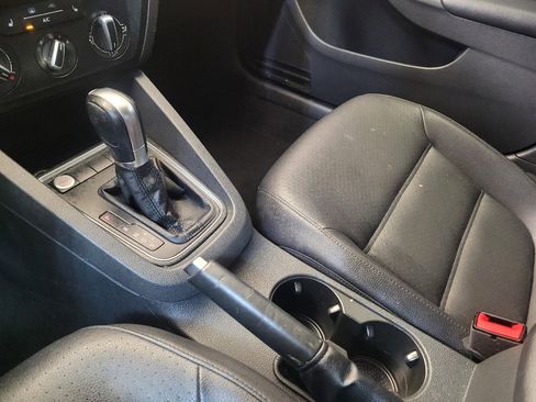 Used 2018 Volkswagen Jetta SE image 26