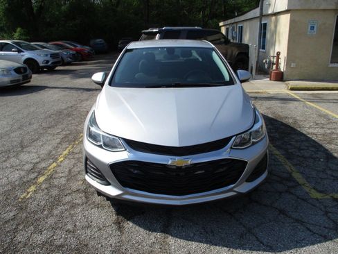 Used 2019 Chevrolet Cruze LS image 11