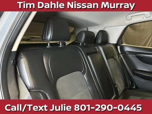Used 2025 Nissan Ariya AWD image 19