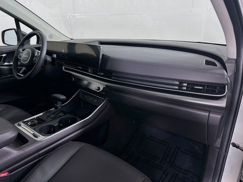 New 2026 Kia Carnival SX w/ SX Dark Edition Package image 31