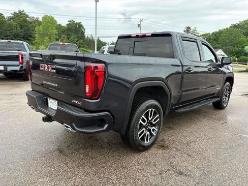 Used 2024 GMC Sierra 1500 AT4 w/ Technology Package AWD/4WD image 3