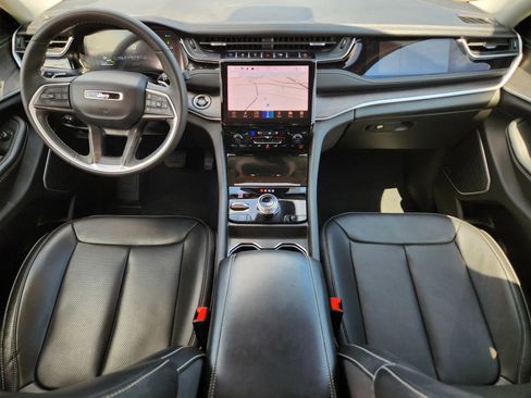 Used 2023 Jeep Grand Cherokee 4WD 4xe w/ Luxury Tech Group II image 34