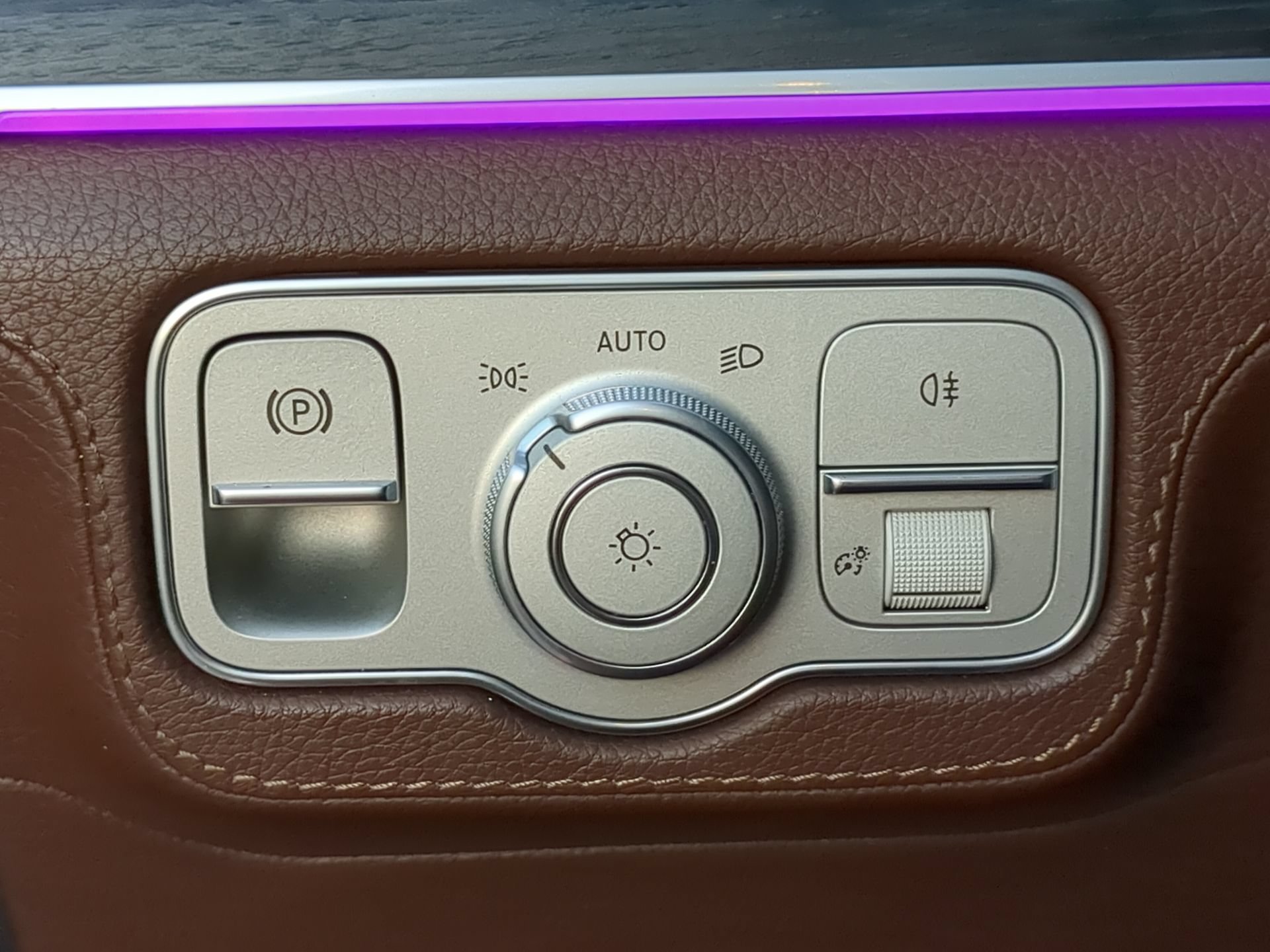 Used 2024 Mercedes-Benz GLE 350 4MATIC image 65