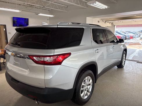 Used 2018 Chevrolet Traverse LT w/ LPO, Cargo Package image 7
