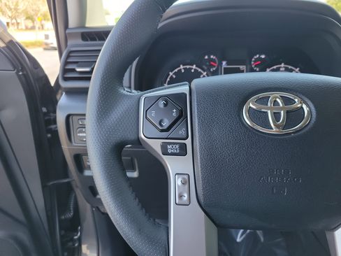Used 2021 Toyota 4Runner SR5 Premium w/ Moonroof Package image 29