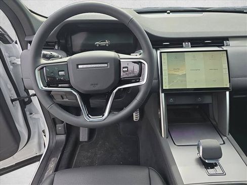 New 2026 Land Rover Discovery Sport Landmark AWD/4WD image 17