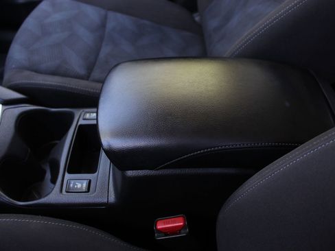 Used 2015 Nissan Rogue SV w/ SV Premium Package image 19