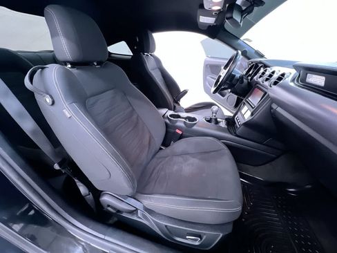 Used 2016 Ford Mustang GT RWD image 34