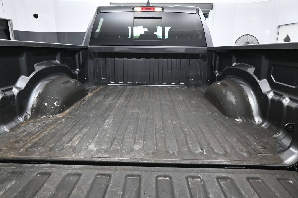 Used 2026 RAM 1500 Express RWD image 32