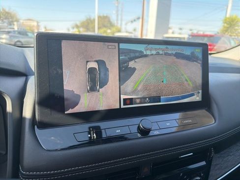 Certified 2024 Nissan Rogue Platinum w/ Platinum Premium Package image 14