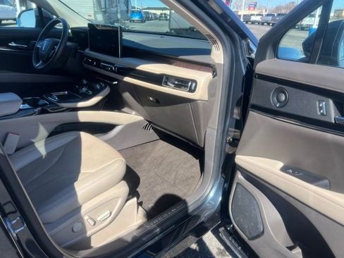 Used 2022 Lincoln Nautilus Reserve w/ Equipment Group 201A image 19