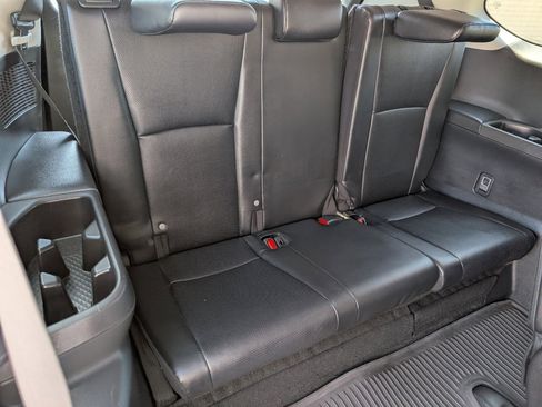 Used 2024 Toyota Grand Highlander XLE image 6