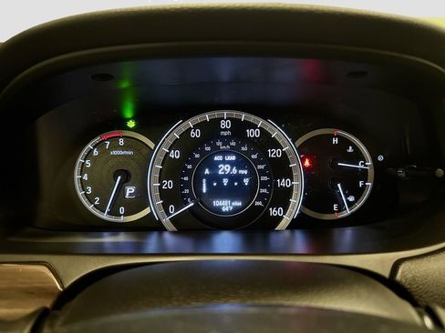 Used 2017 Honda Accord EX image 14