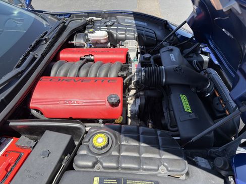 Used 2004 Chevrolet Corvette Z06 w/ Z06 Preferred Equipment Group RWD image 42