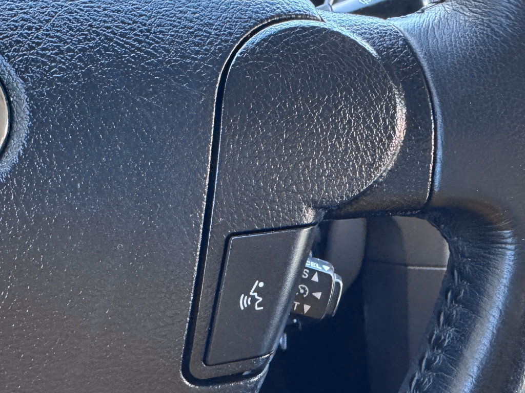 Used 2012 Toyota Tundra Limited w/ Memory Pkg AWD/4WD image 29