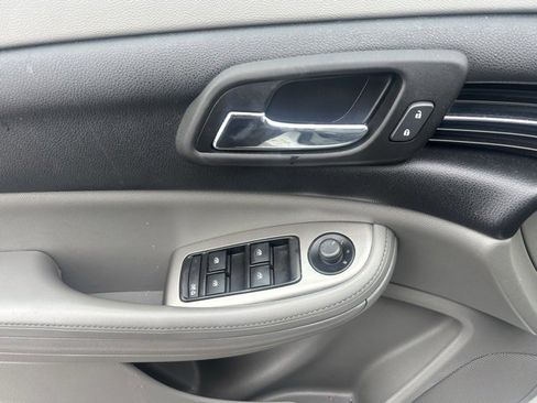 Used 2014 Chevrolet Malibu LS image 10