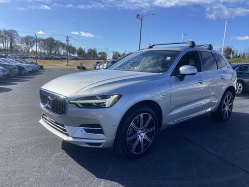 Used 2019 Volvo XC60 T8 Inscription w/ Advanced Package image 3