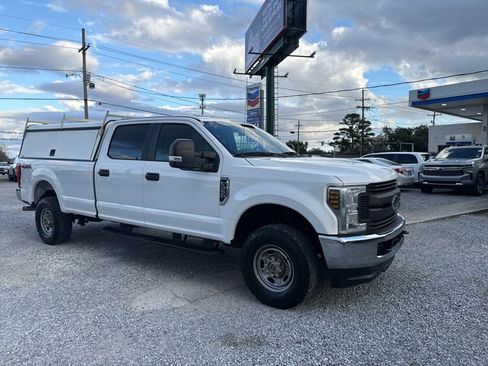 Used 2019 Ford F350 XL w/ Power Equipment Group image 5