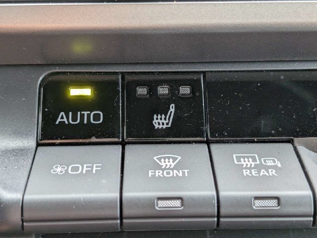 Used 2026 Toyota Camry SE w/ Convenience Package FWD image 21