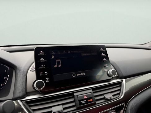 Used 2019 Honda Accord Sport image 17