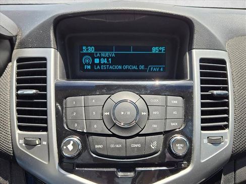 Used 2012 Chevrolet Cruze LT FWD image 8