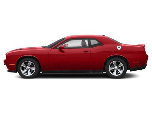 Used 2020 Dodge Challenger SXT w/ Blacktop Package RWD image 3
