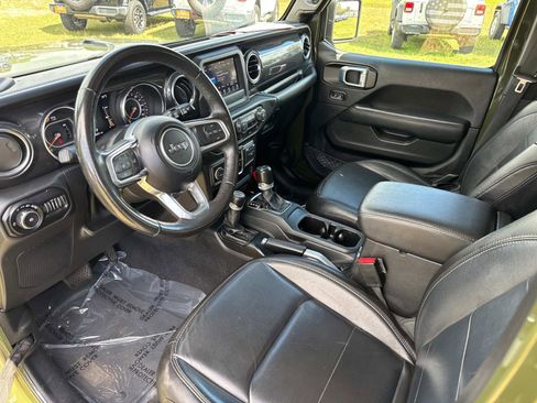 Certified 2021 Jeep Wrangler Unlimited Sahara image 21