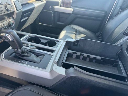 Used 2020 Ford F150 Lariat image 23