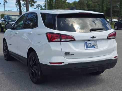 Used 2024 Chevrolet Equinox LS w/ Sport Edition FWD image 3