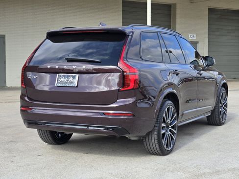 New 2026 Volvo XC90 B6 Ultra image 9