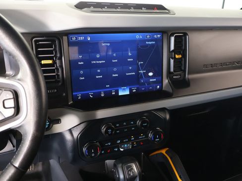 Used 2022 Ford Bronco Badlands AWD/4WD image 5