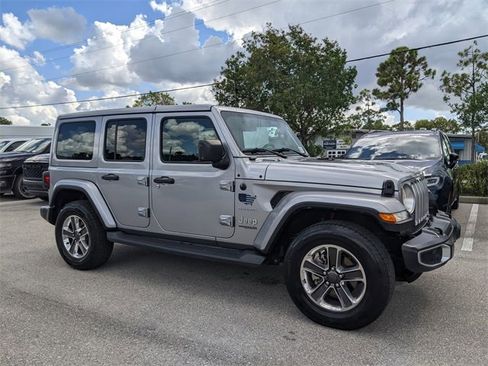 Certified 2018 Jeep Wrangler Unlimited Sahara image 2