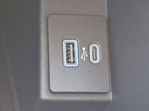 Used 2024 Ford Edge SEL w/ Convenience Package AWD/4WD image 24
