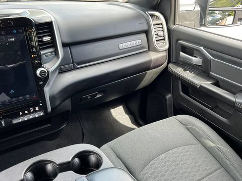 Used 2025 RAM 2500 Big Horn AWD/4WD image 37
