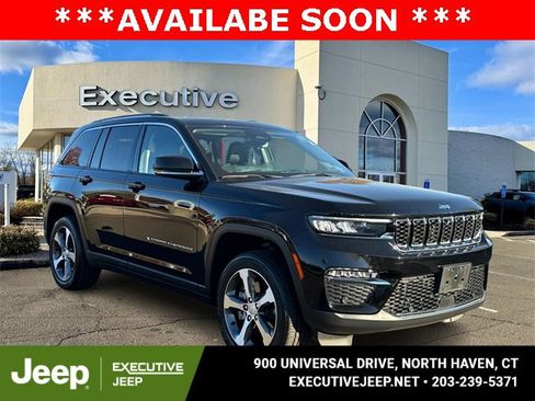 Used 2023 Jeep Grand Cherokee 4WD 4xe w/ Luxury Tech Group II image 1