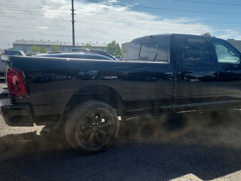 Used 2025 RAM 3500 Laramie AWD/4WD image 3