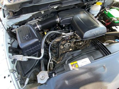 Used 2023 RAM 1500 Tradesman w/ Chrome Appearance Group AWD/4WD image 30