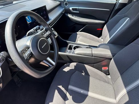 Used 2025 Hyundai Sonata SEL FWD image 17