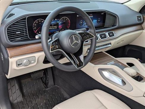 New 2026 Mercedes-Benz GLE 450 4MATIC image 3